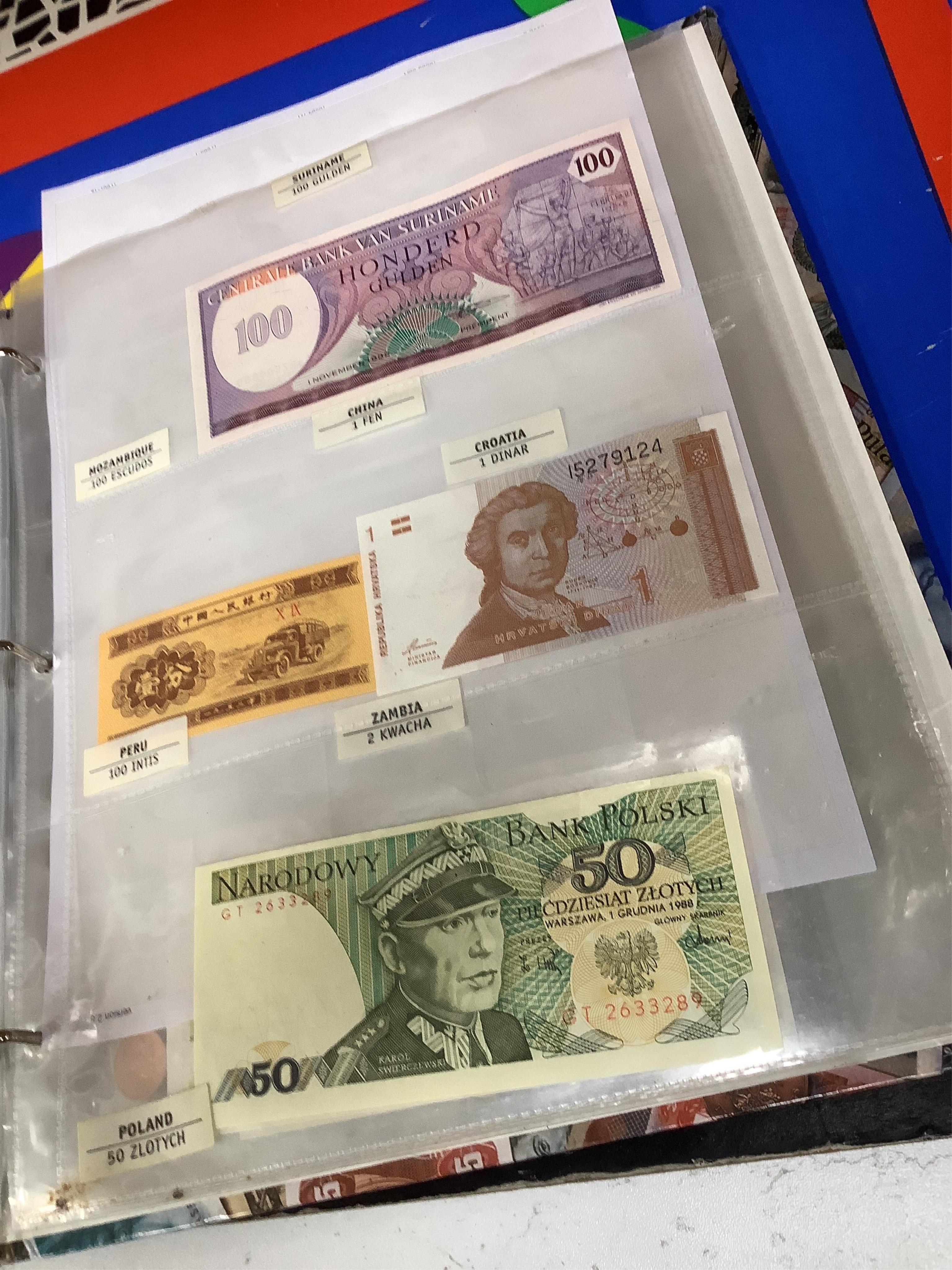 World coins and banknotes, including ‘crowns of the world’ Bermuda, Canada South Africa etc some may be replicas, in three albums, together with examples in clear plastic wallets the majority 1950 or later